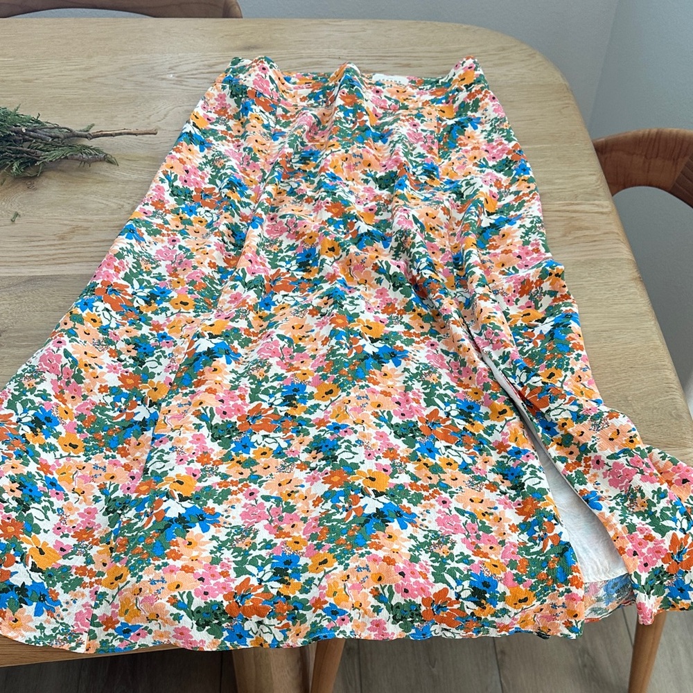 Sezane floral midi skirt with slit in front